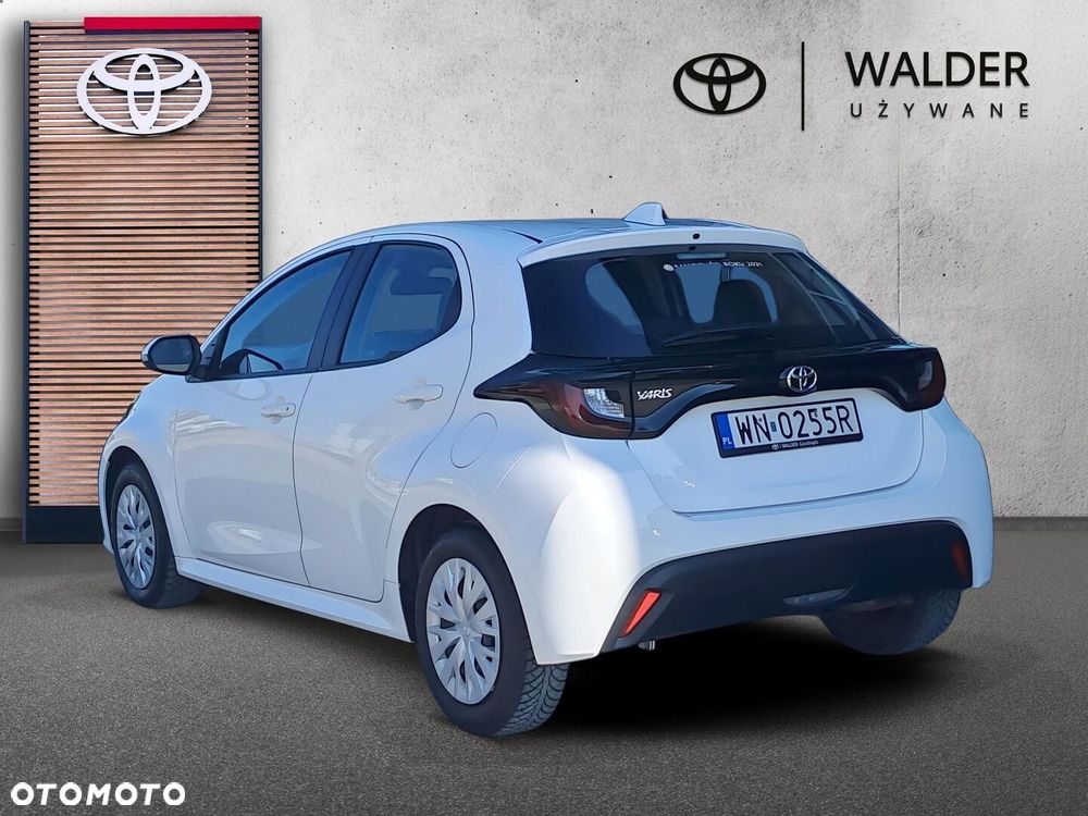 Toyota Yaris - 4