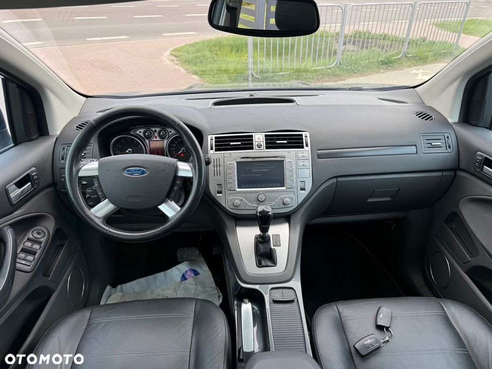 Ford Kuga 2.5 4x4 Titanium - 11