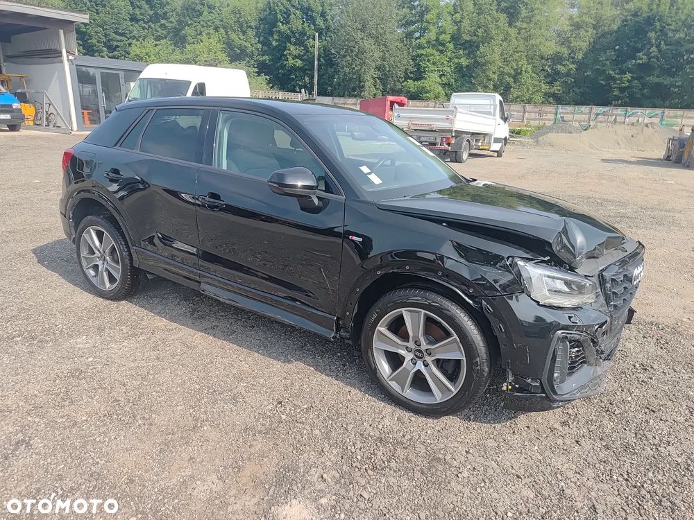Audi Q2 35 TDI S tronic sport - 13