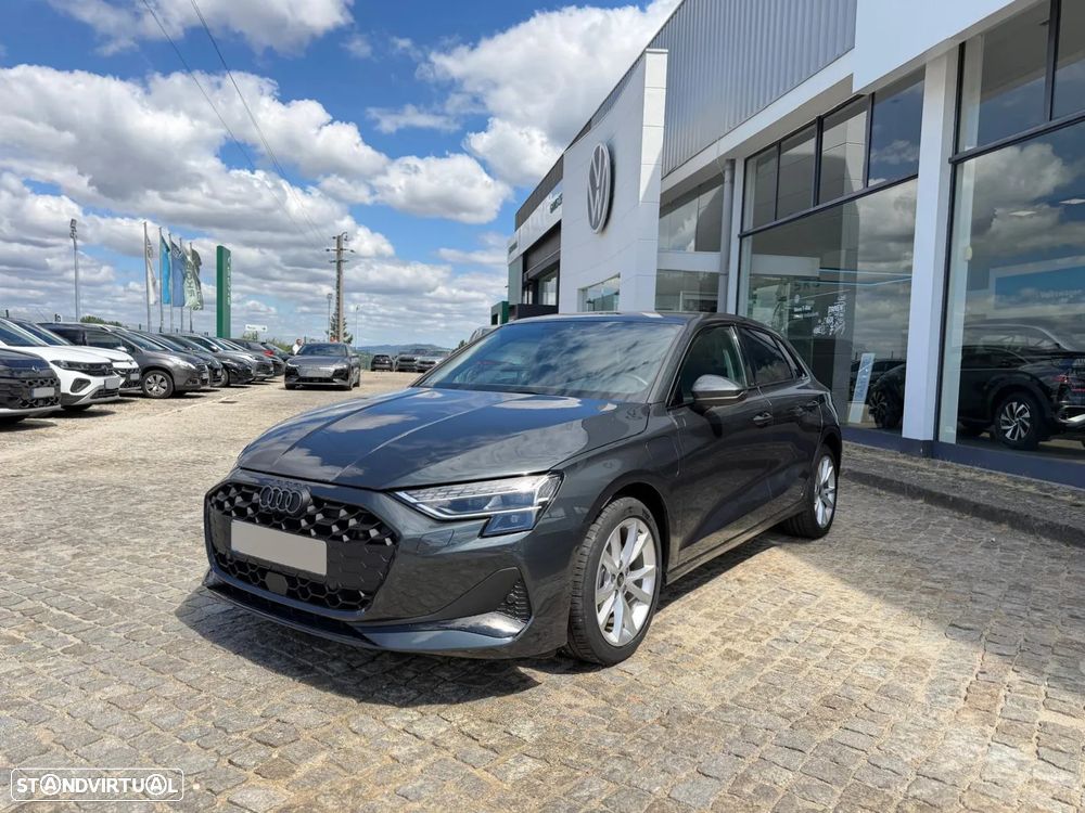 Audi A3 Sportback 40 TFSIe SE Business Plus - 4