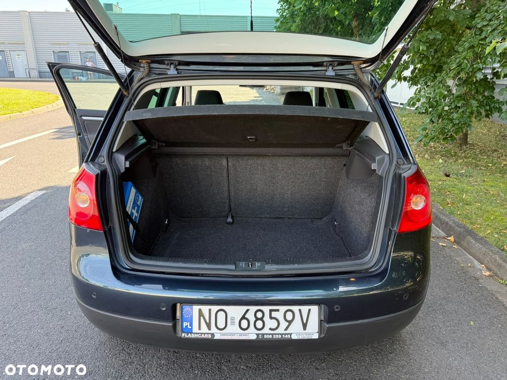 Volkswagen Golf 1.6 United - 12