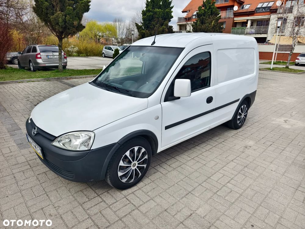 Opel Combo - 1