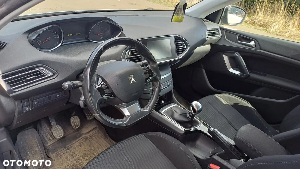 Peugeot 308 1.6 THP Allure - 5