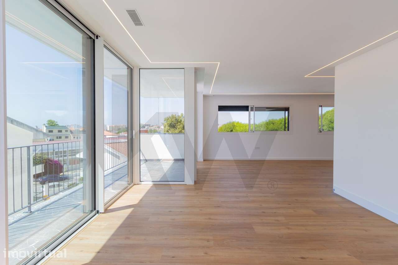 Moradia em condominio com jardim e piscina privados - Grande imagem: 5/47
