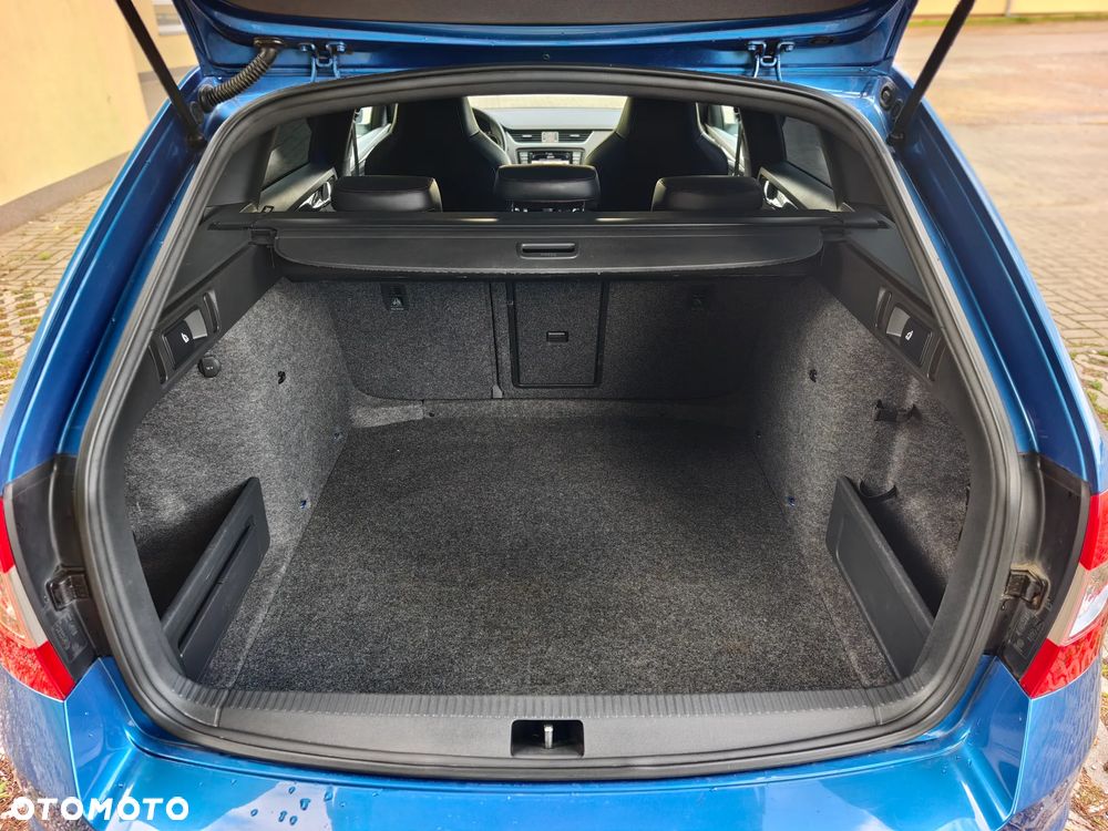 Skoda Octavia 2.0 TDI DSG RS - 21