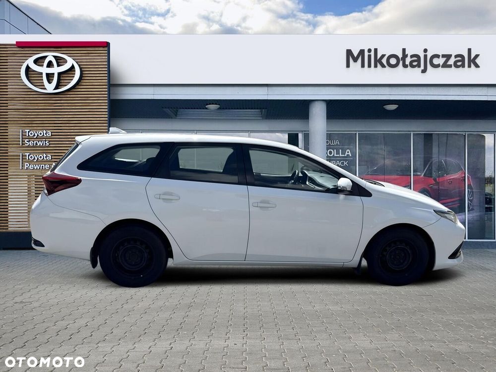 Toyota Auris 1.4 D-4D Active - 8