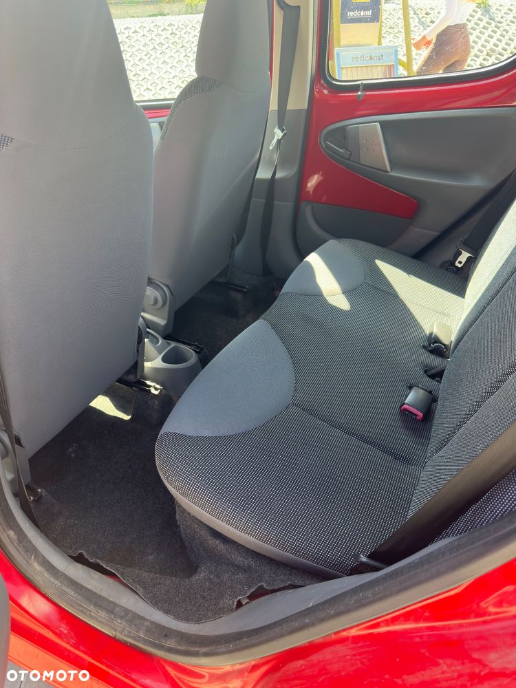Peugeot 107 1.0 Trendy - 9