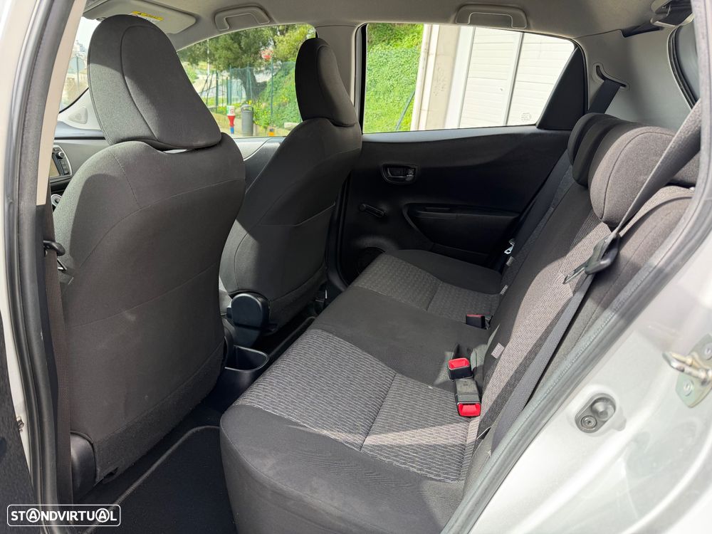 Toyota Yaris 1.33 VVT-i - 13