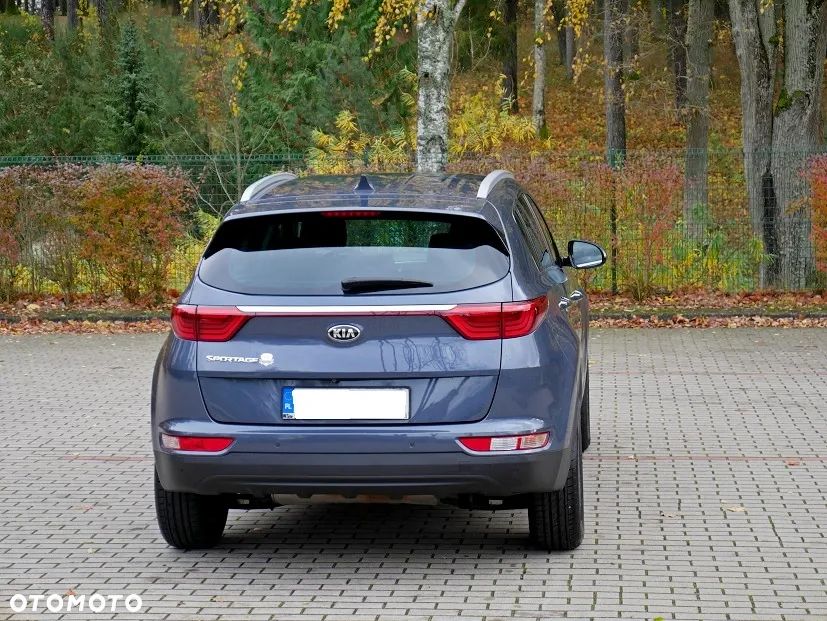 Kia Sportage 1.6 GDI 2WD Dream-Team Edition - 4
