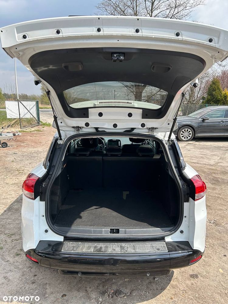 Renault Clio Energy TCe 120 Bose Edition - 12