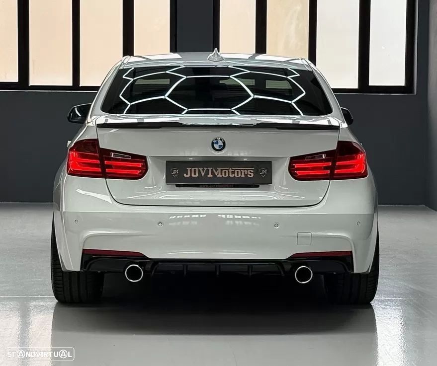 BMW 320 - 4