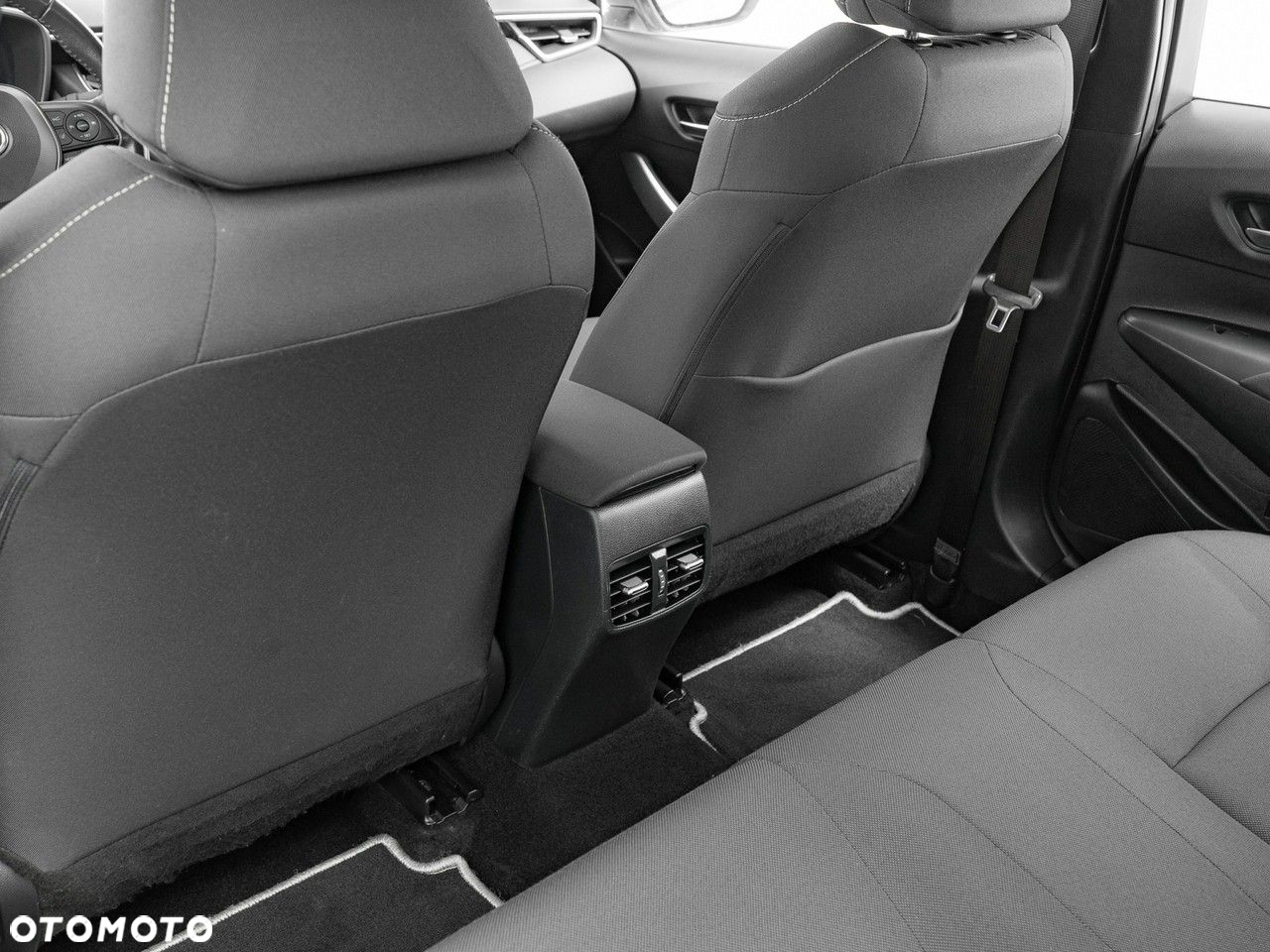 Toyota Corolla 1.8 Hybrid GPF Comfort - 17