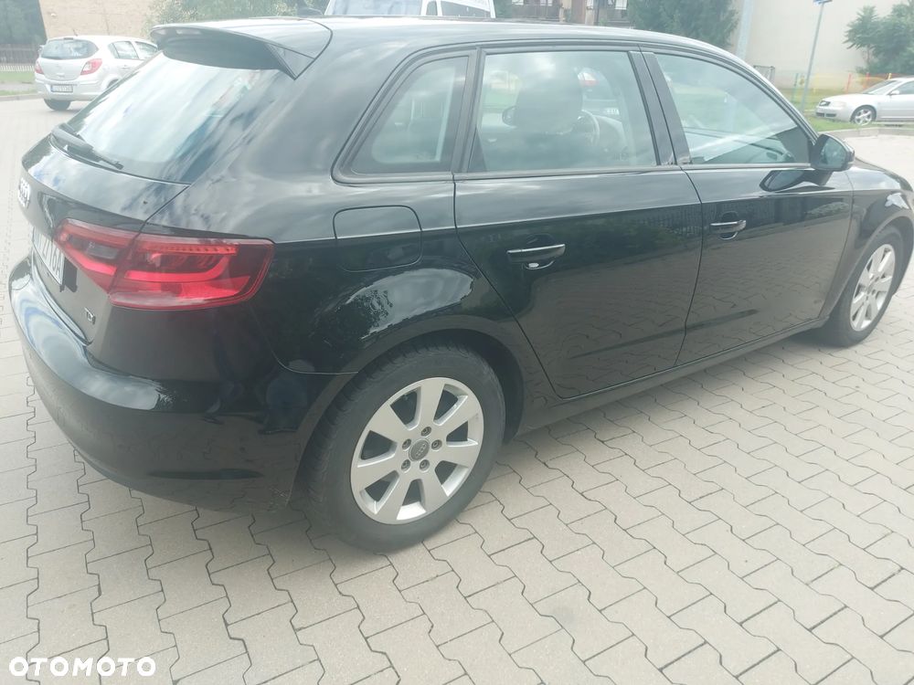 Audi A3 Sportback - 10