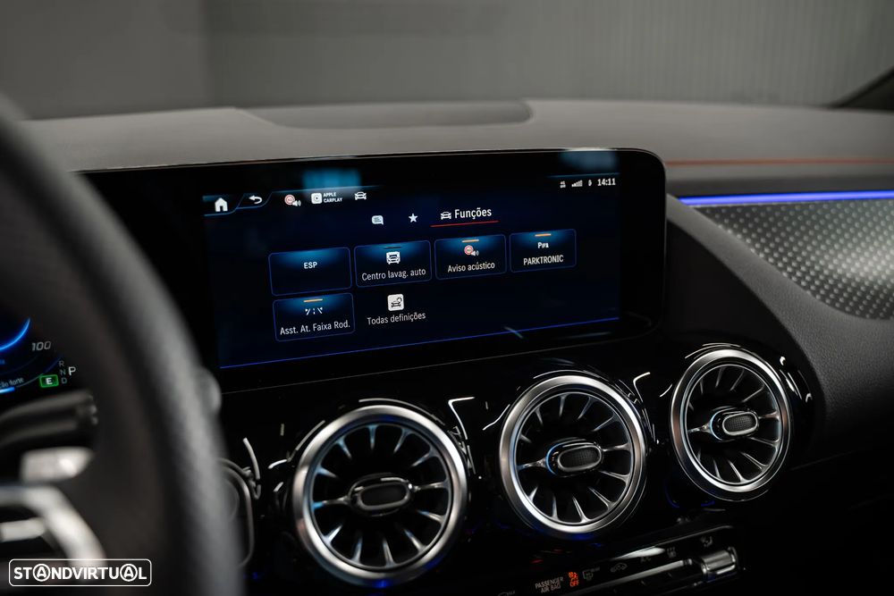 Mercedes-Benz EQA 300 4Matic AMG Line - 25