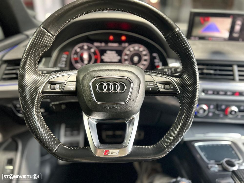 Audi Q7 3.0 TDI quattro S-line Tiptronic 7L - 14