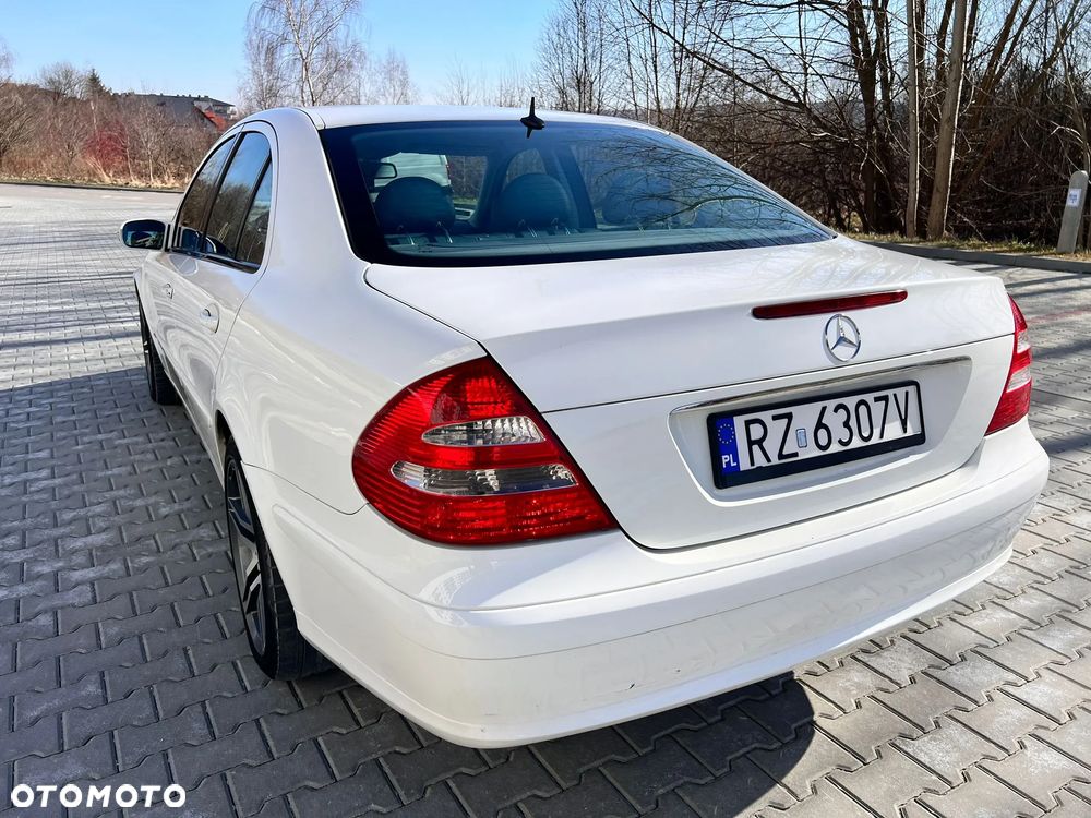 Mercedes-Benz Klasa E 280 CDI T Elegance - 2