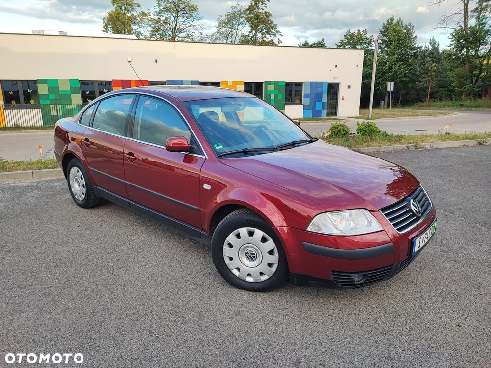 Volkswagen Passat 1.8T Trendline - 23