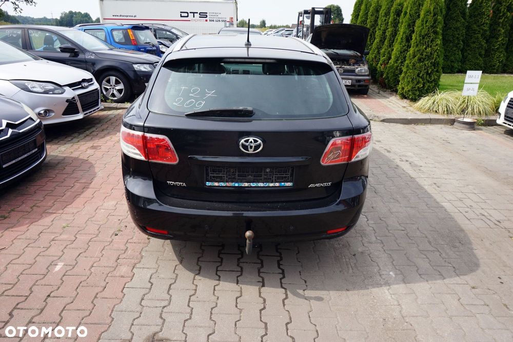 TOYOTA AVENSIS III T27 PH1 KOMBI 2009 209 2.0 D4D 1AD-FTV 126KM EA65 CZARNY na części - 4