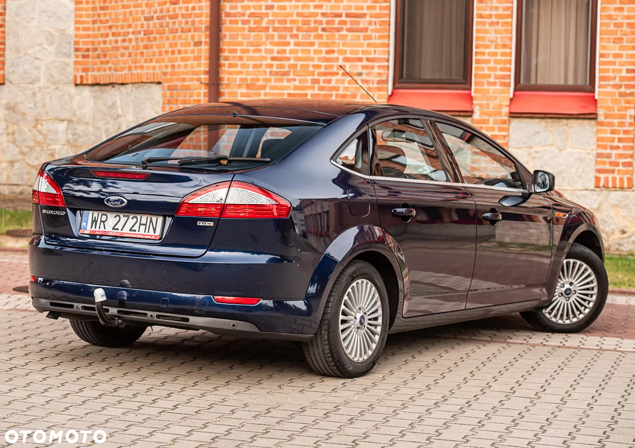 Ford Mondeo 2.0 TDCi Ambiente - 11
