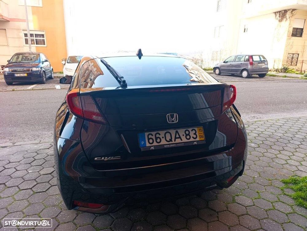 Honda Civic 1.4 i-VTEC Sport Black Edition - 10
