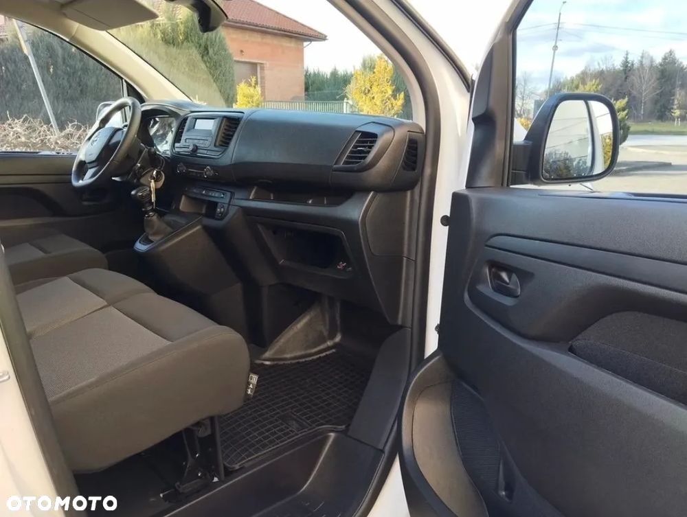 Opel Vivaro Lang - 38