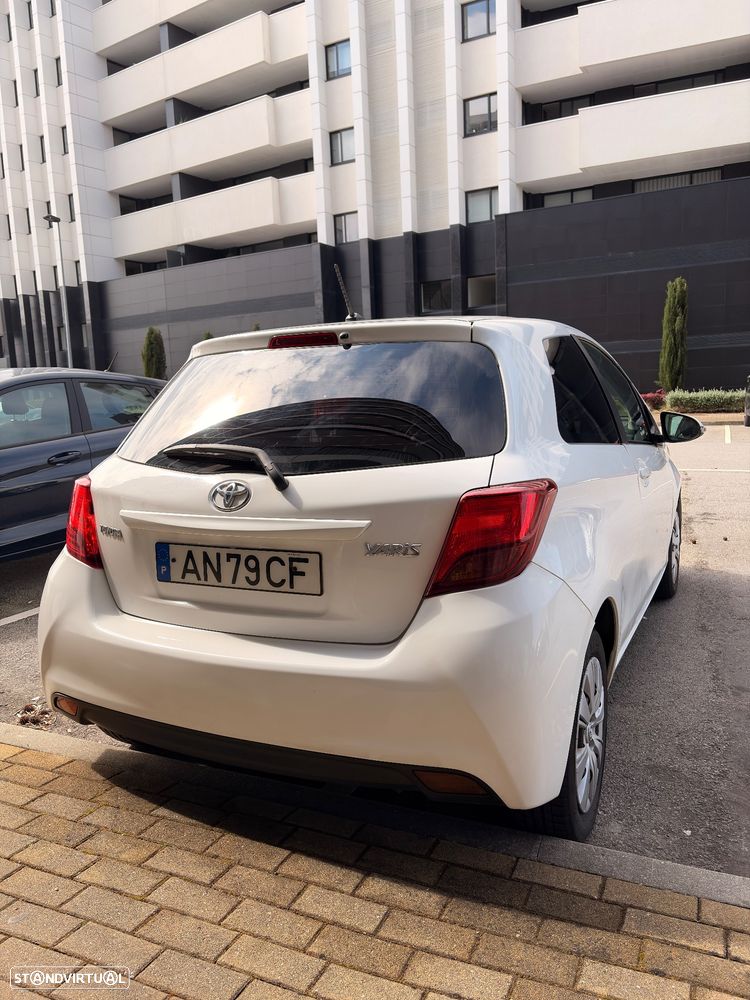 Toyota Toyota Yaris 1.4 D-4D 90cv - 8