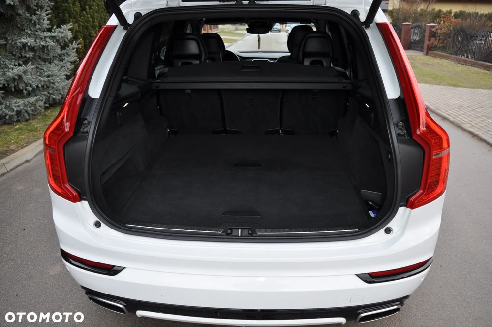 Volvo XC 90 D5 AWD R-Design - 21