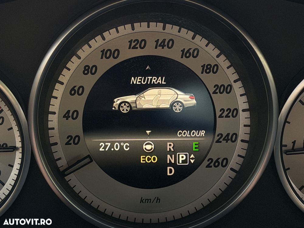 Mercedes-Benz E 220 CDI 7G-TRONIC Avantgarde - 36
