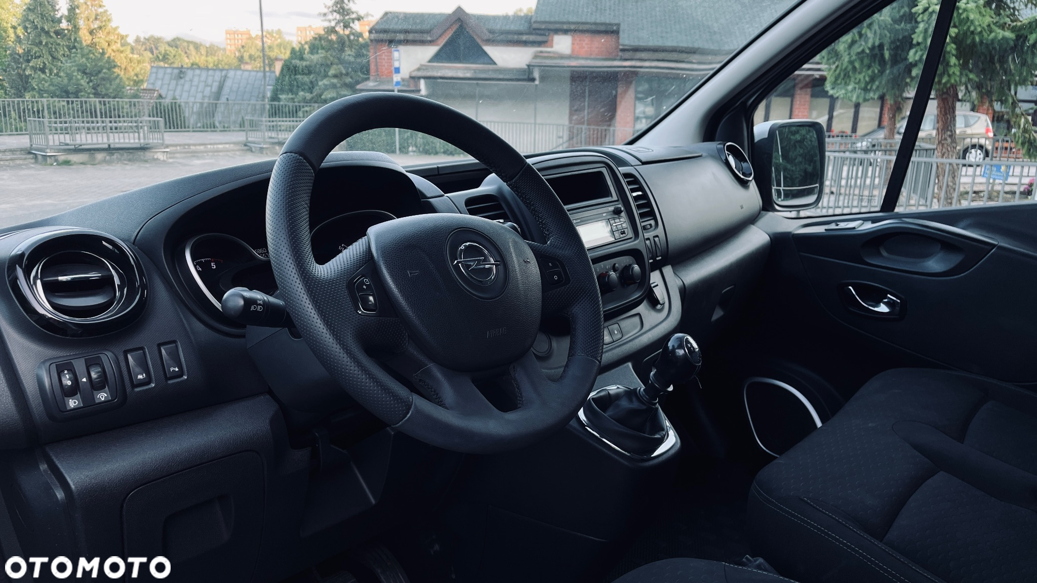 Opel Vivaro L1H1 2,9t Edition - 11