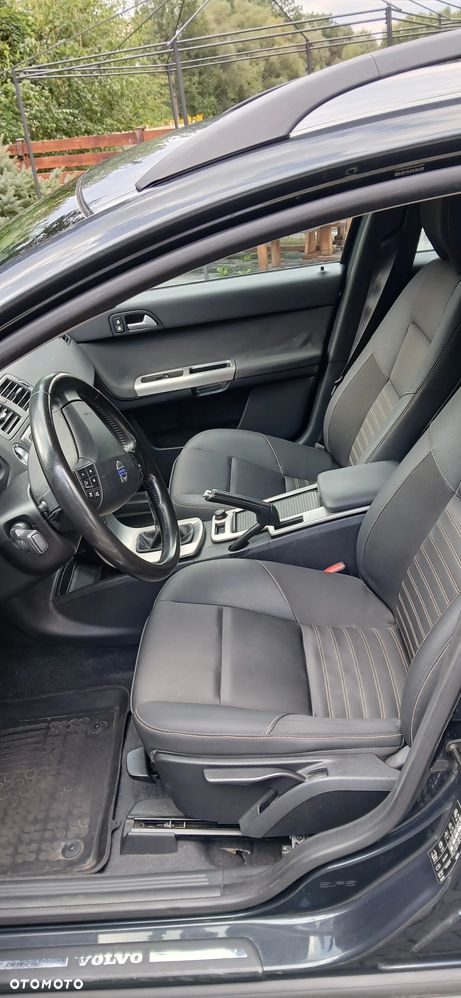 Volvo V50 1.8 - 9