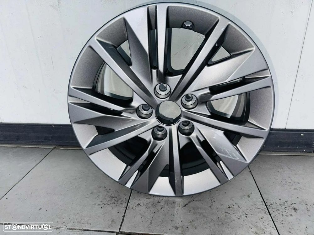 Jante Peugeot 508 II R16 - 18/25 - 9814117777 - 1