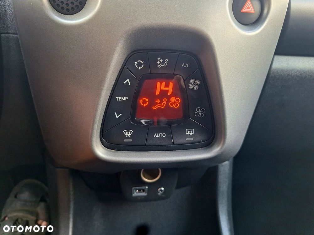 Toyota Aygo - 30