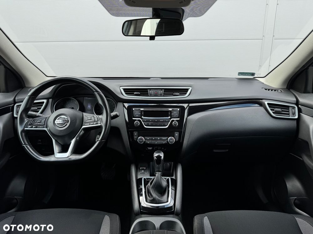 Nissan Qashqai 1.2 DIG-T N-Connecta Xtronic - 11