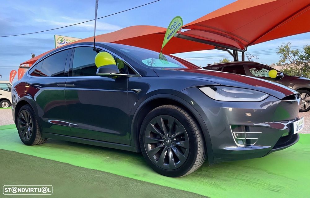 Tesla Model X 100D - 4
