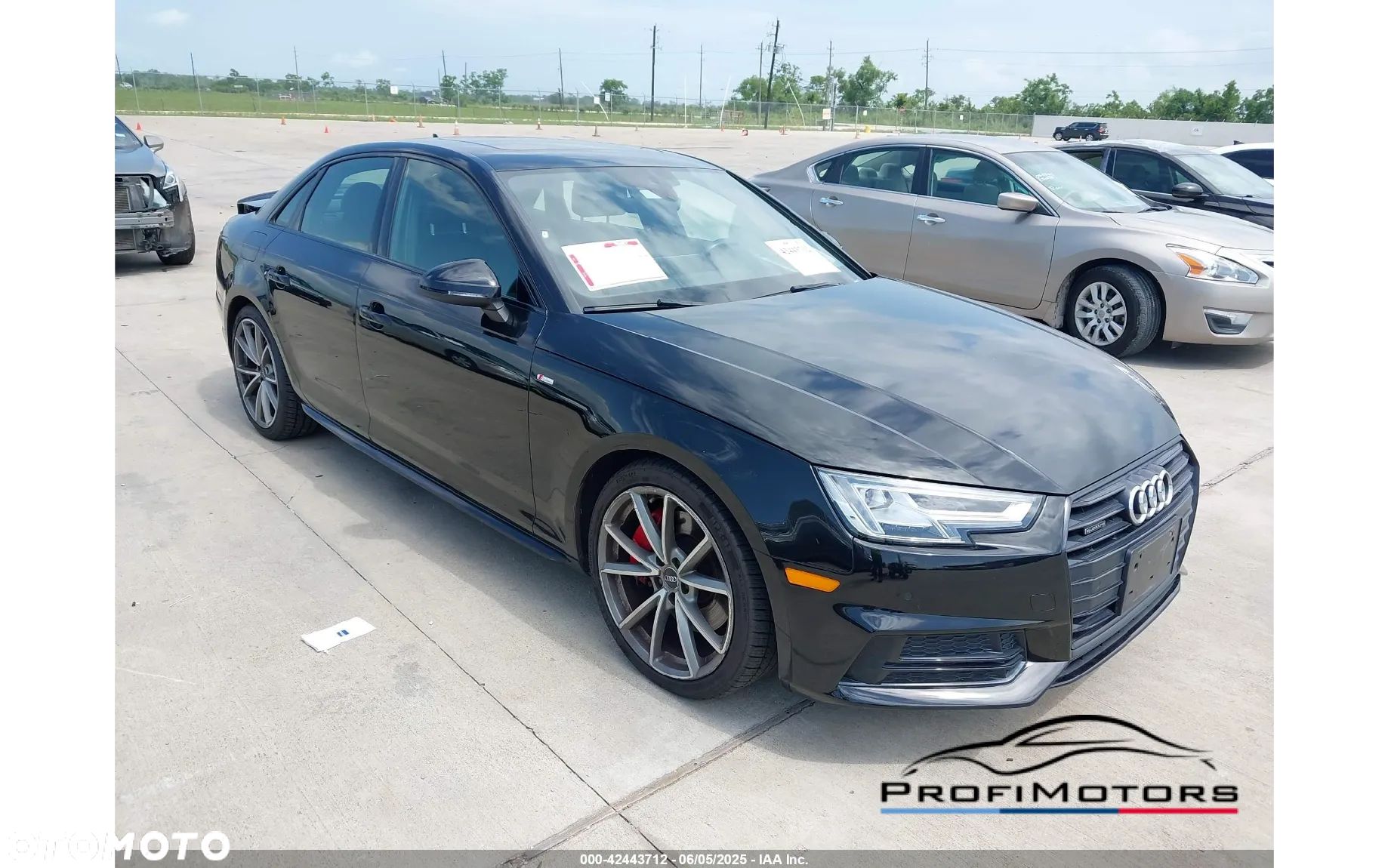 Audi A4 - 1