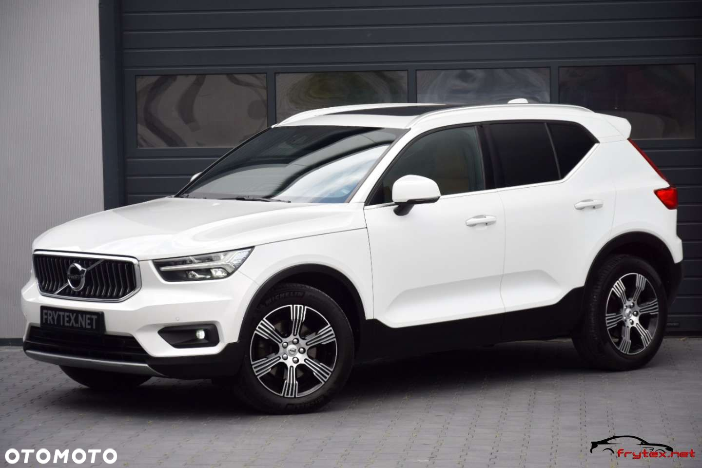 Volvo XC 40 - 35