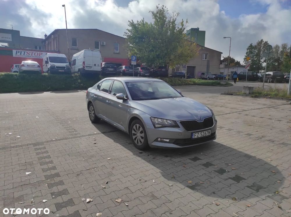 Skoda Superb - 1