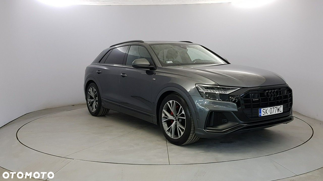 Audi Q8 - 9