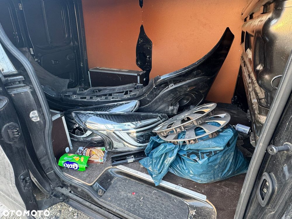 Renault Trafic 2.0 DCI Klimatyzacja! Mały przebieg! - 16