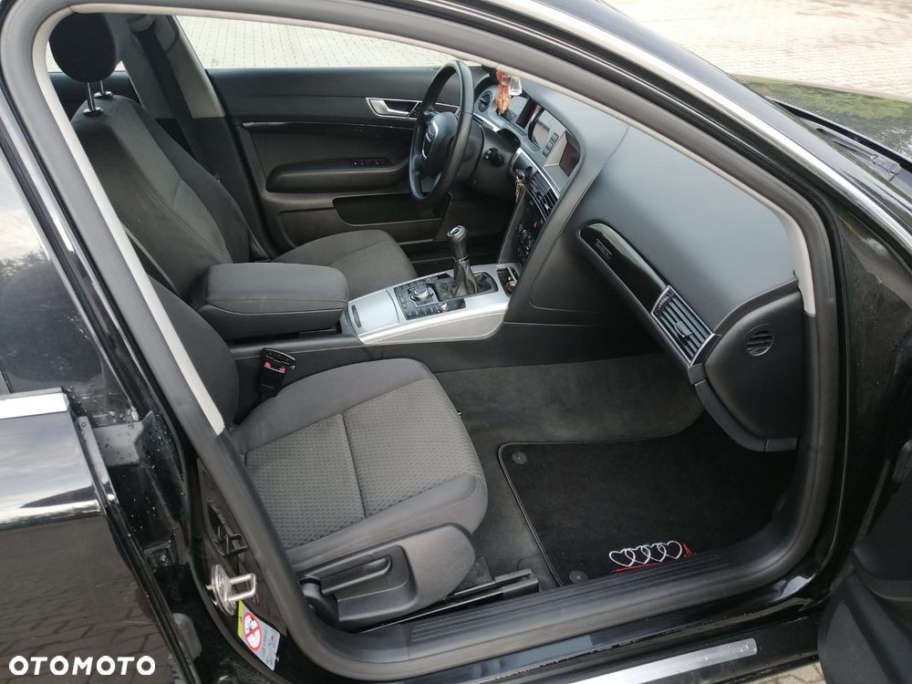 Audi A6 Avant - 22
