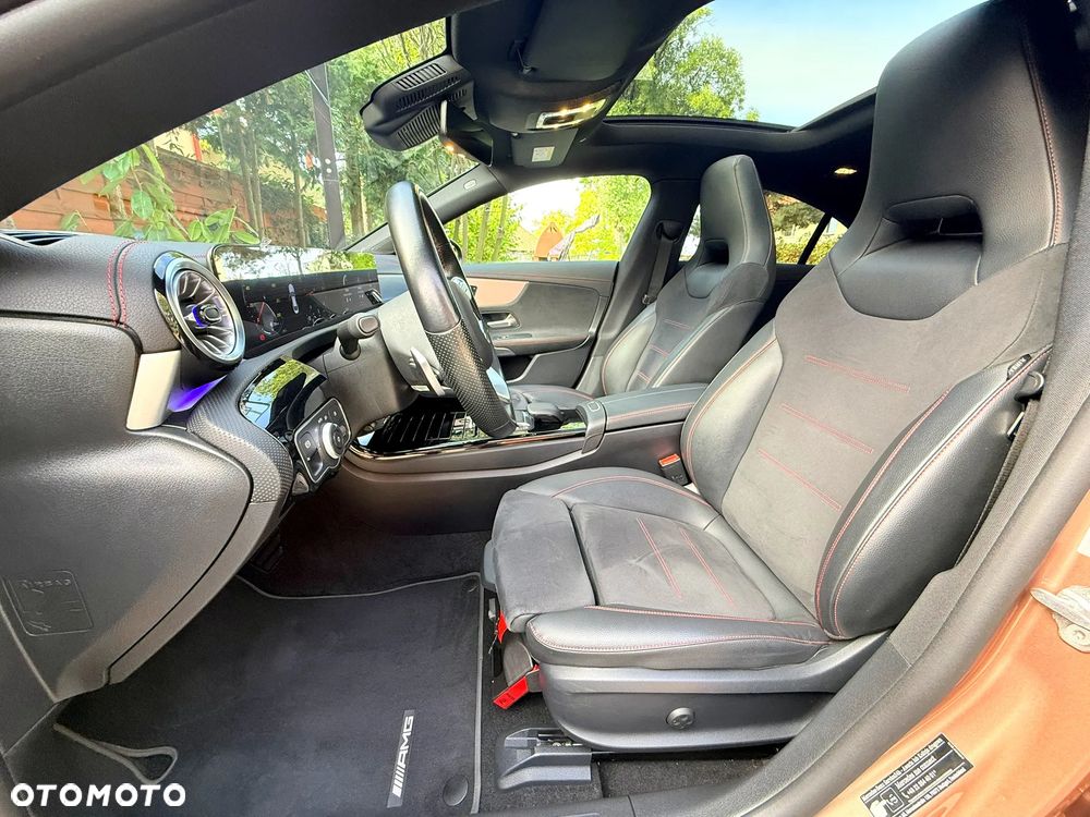 Mercedes-Benz CLA 220 d AMG Line 8G-DCT - 16