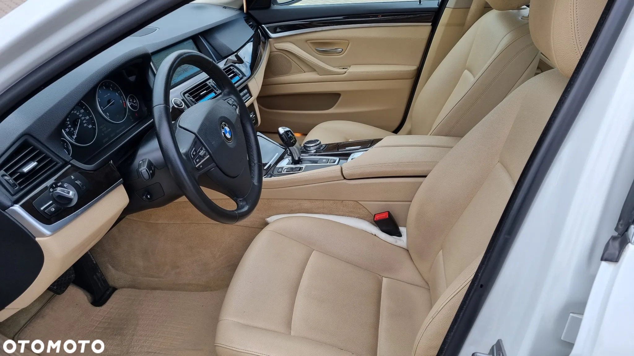 BMW Seria 5 528i - 18