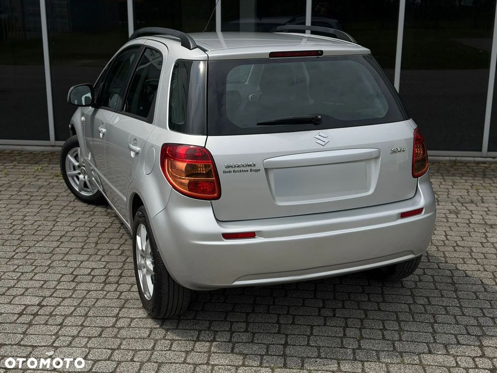 Suzuki SX4 1.6 DDiS Comfort - 4