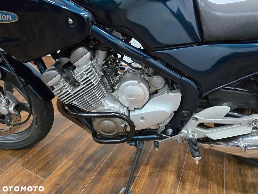 Yamaha XJ - 11