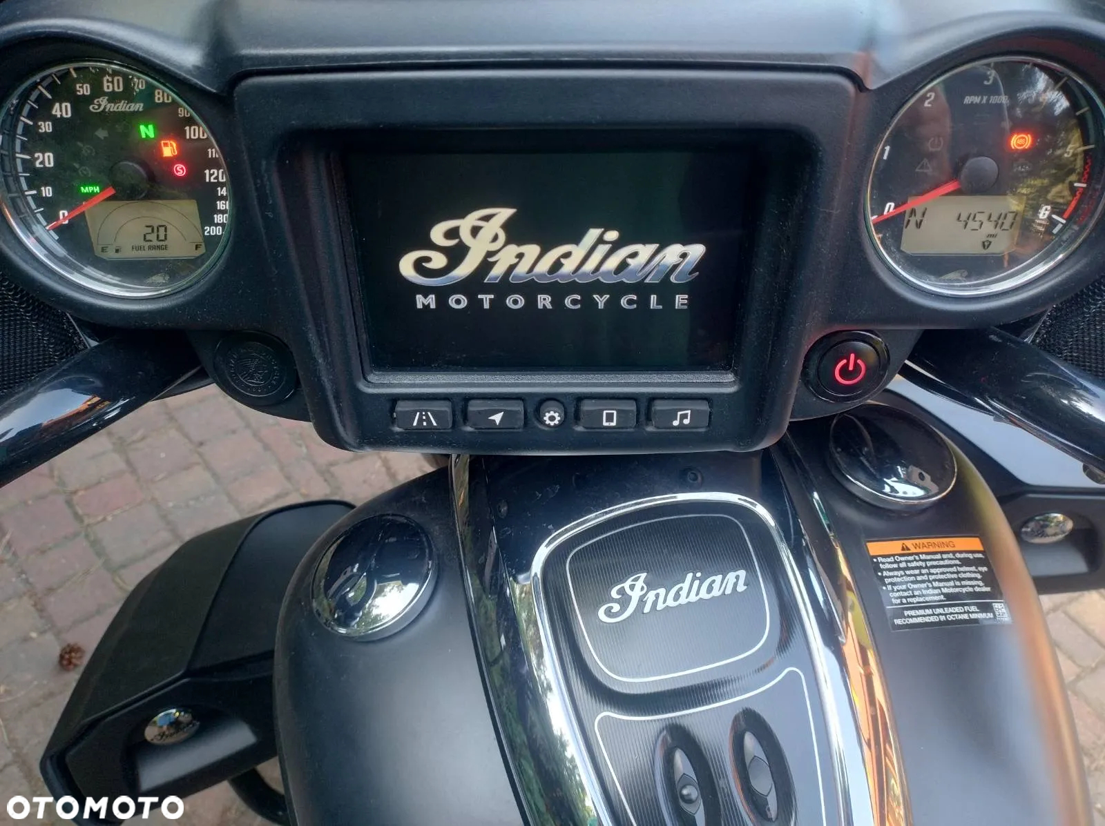Indian Roadmaster - 4