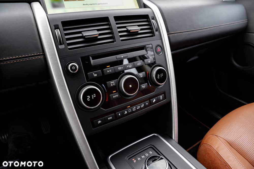 Land Rover Discovery Sport TD4 HSE - 40