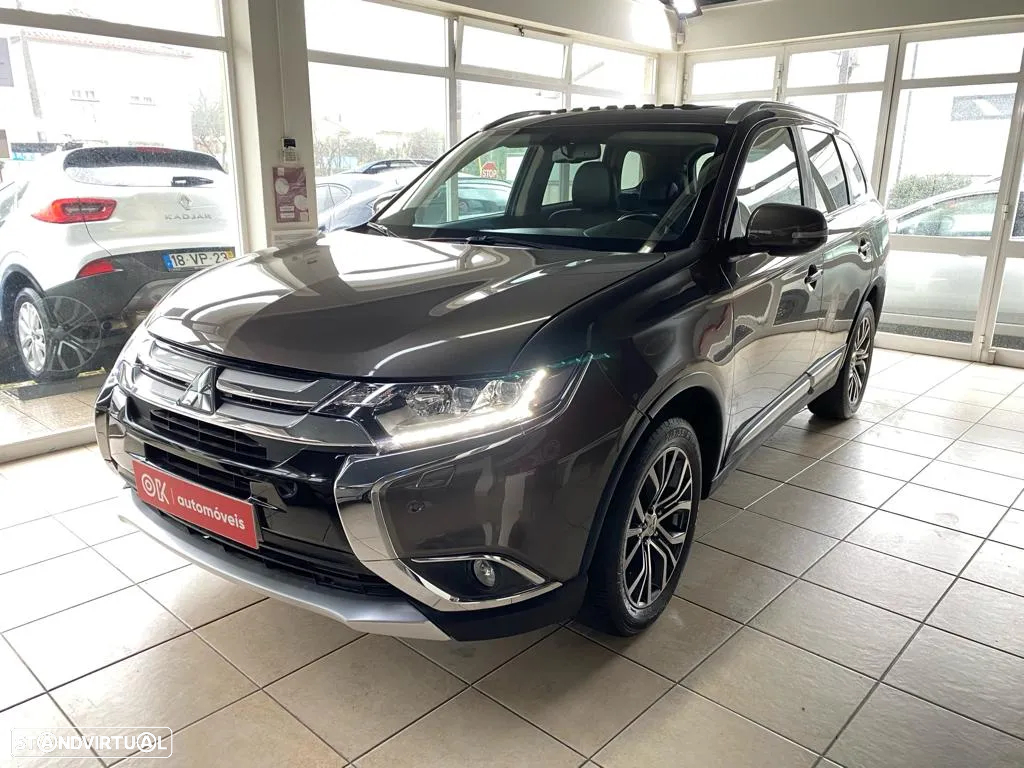 Mitsubishi Outlander 2.2 DI-D Intense - 5