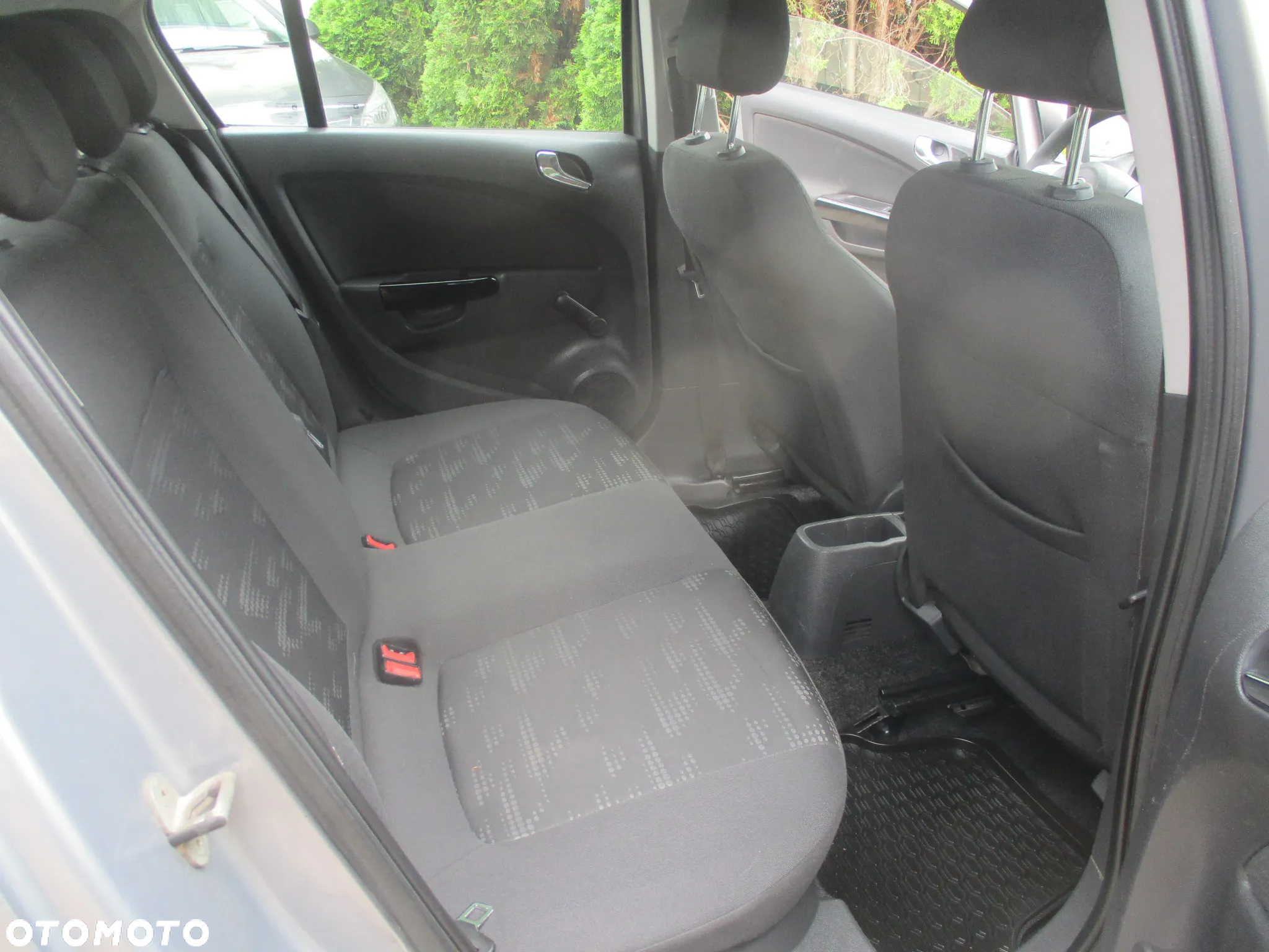 Opel Corsa 1.2 16V Edition / Active - 25