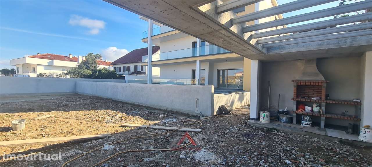 T3 c/ Terraço + Jardim Privado - Grande imagem: 4/14