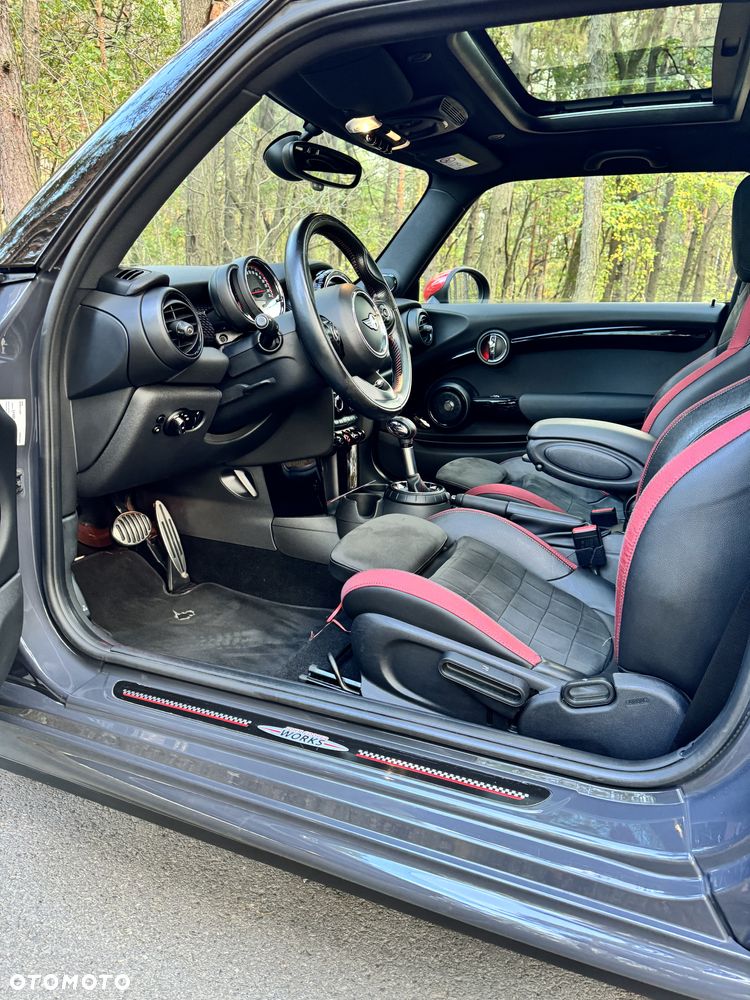 MINI John Cooper Works - 19